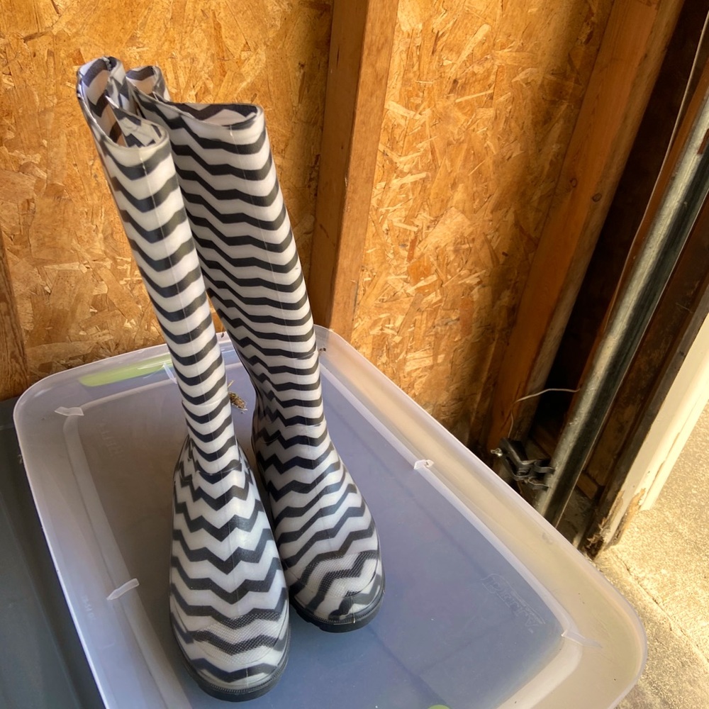 Black and White Rainboots